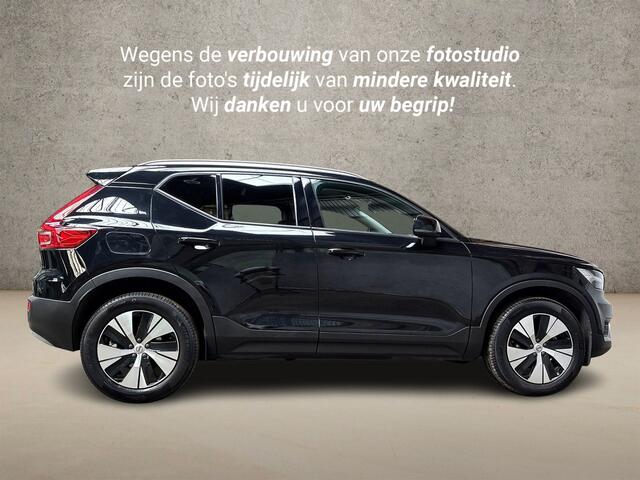 Volvo XC40 1.5 T2 Sport Automaat (APPLE CARPLAY, GROOT NAVI, CAMERA, STUUR/STOELVERWARMING, GETINT GLAS, SPORTSTOELEN, KEYLESS, NIEUWE APK, NIEUWSTAAT)