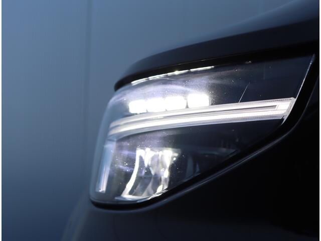 Volvo XC40 2.0 B3 Plus Dark | Camera | H&K | Keyless