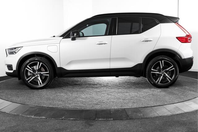 Volvo XC40 1.5 T4 Recharge R-Design | Dig. Cockpit | Elek. Klep | Cruise | PDC | NAV+App. Connect | LED | ECC | LM 19" | 2282