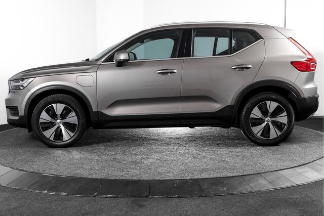 Volvo XC40 1.5 T4 Recharge Inscription Expression | Elek. Trekhaak | Dig. Cockpit | Cruise | Stoel-+Stuurverw. | Leder | Elek. Klep | PDC | Camera | NAV+App. Connect | ECC | LM 18" | 0676