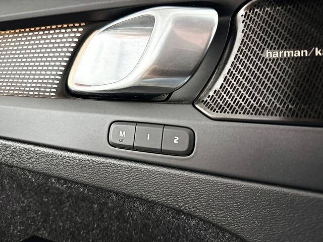 Volvo XC40 Recharge P8 AWD R-Design | Panoramadak | 360° camera | Harman Kardon | Stoel- en Stuurverwarming