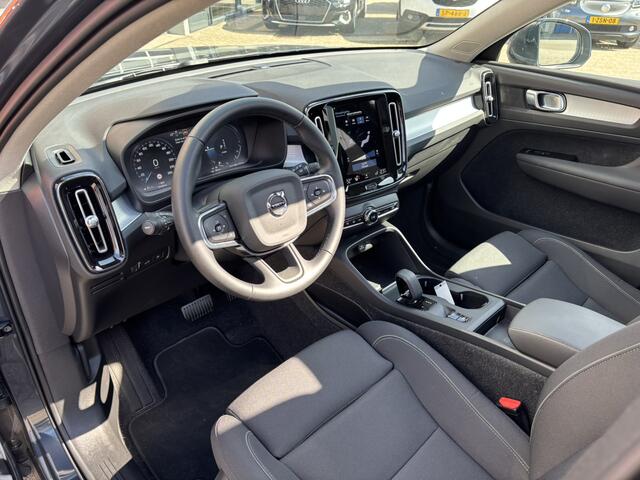 Volvo XC40 1.5 T4 Recharge Inscription Expression / Navi / Trekhaak / Lage KM'S! / Camera /