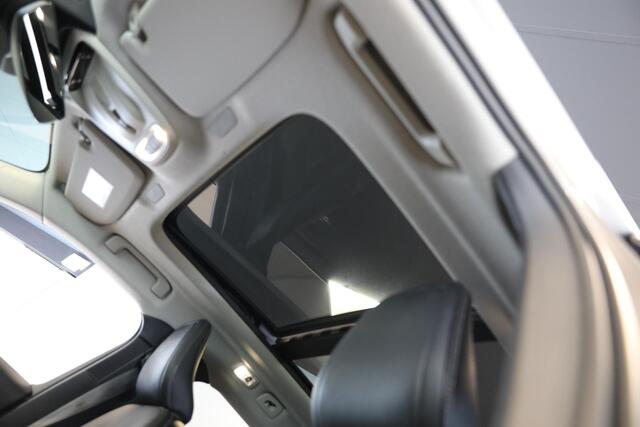 Volvo XC40 1.5 T5 Recharge Inscription | Schuif- kanteldak | Trekhaak | 360 Camera