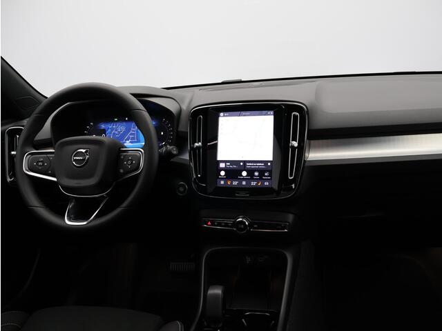 Volvo XC40 2.0 B4 Plus Dark / Panoramadak / Nubuck Bekleding / Harman Kardon / Elektrische Stoelen / BLIS / Stoel+Stuurverwarming /