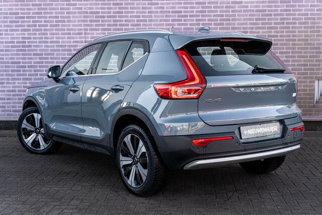 Volvo XC40 1.5 T5 Plug-in hybrid Core Bright | Navigatie | Climate Control | Adaptieve Cruise Control | Dodehoekdetectie | 360 Camera | DAB | Keyless | 18" LM