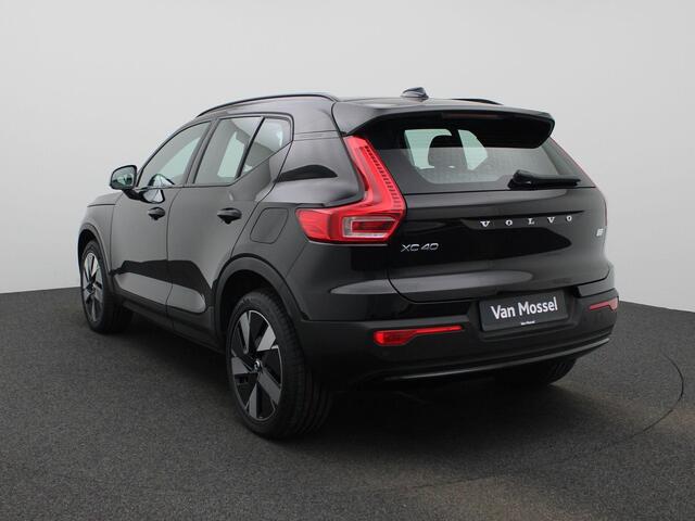 Volvo XC40 Recharge Extended Range Core | Elektr. bed. achterklep | Climate Control / ECC | Licht metalen velgen 19 inch | Cruise control | Navigatie | Stoelverwarming | LED koplampen | Park Distance Control voor en achter | Achteruitrijcamera | Dakrailing |