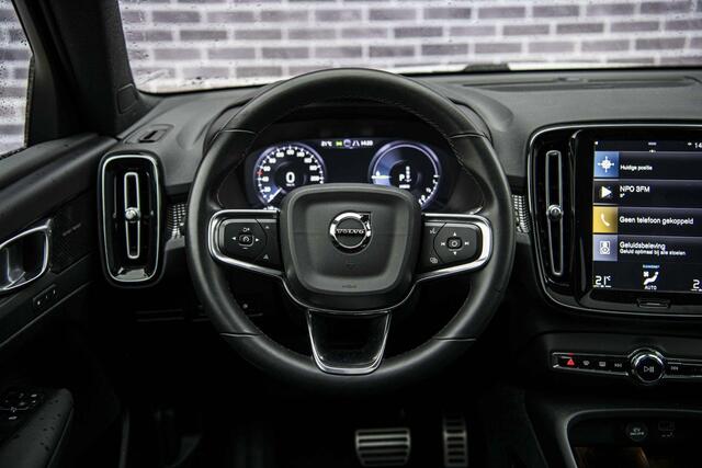 Volvo XC40 1.5 T5 Recharge R-Design | Plug-in Hybrid (PHEV) | Panoramadak | 360 Graden Camera | Harman Kardon Audio | Trekhaak | Elektrisch Verstelbare Voorstoelen | Keyless Entry | Elektrische Achterklep | Navigatie