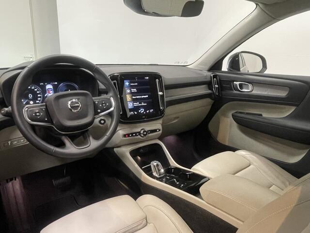 Volvo XC40 1.5 T4 Plug-in hybrid Ultimate Bright Sunroof/ Adapt. Cruise/ Leer/ Camera/ Harman Kardon