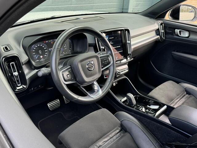 Volvo XC40 1.5 T4 RECHARGE R-DESIGN EXPRESSION I SCHUIF/KANTELDAK I STOELVERWARMING I APPLE CARPLAY I P-CAMERA
