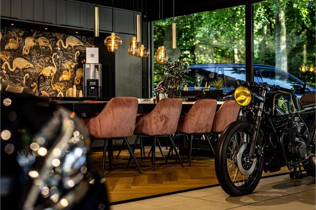 Volvo XC40 1.5 T4 Recharge Inscription Expression Apple Carplay/ Android Auto