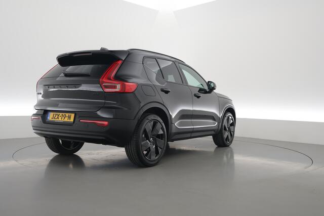 Volvo XC40 2.0 B3 Plus Black Edition | Rijklaar! | S/K-Dak | Harman/Kardon | Bliss | Stuur-stoel+Voorruitverw. | 360*+PDC | Memory | Nav+App.Connect | Elek. Klep V