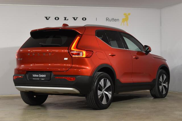 Volvo XC40 T4 211PK Automaat Plug-in hybrid Plus Bright / Navigatie / Cruise control / Harman Kardon / Stuur- & Stoelverwarming / Elektrische achterklep / Achteruitrijcamera / Elektrische stoelverst. met geheugen / Extra getint glas