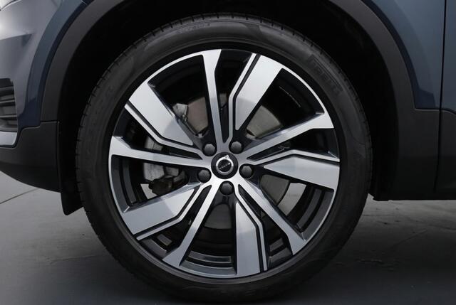 Volvo XC40 T5 262pk R Design Recharge Plug-In Pano l Harmann l Memory l VOL