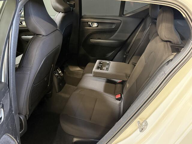 Volvo XC40 1.5 T4 Recharge R-Design Expression | Pano | Apple Carplay | Keyless