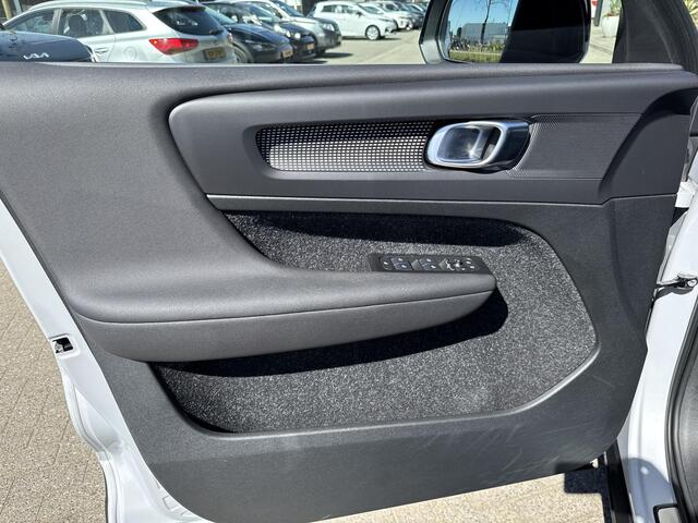 Volvo XC40 Recharge P8 AWD R-Design | Leder en Alcantara | Elektrische klep |