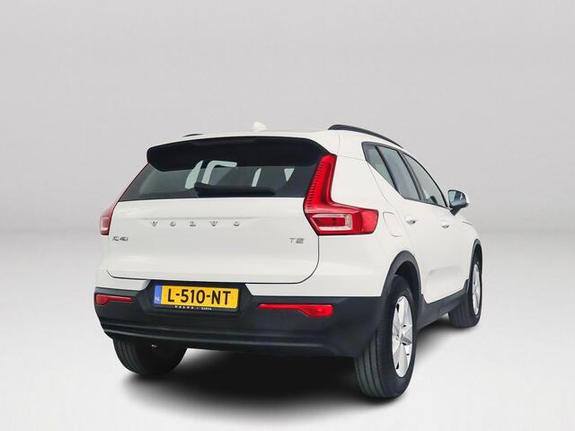 Volvo XC40 T2 Momentum Core | Park assist | Cruise control | Navigatie | Trekhaak