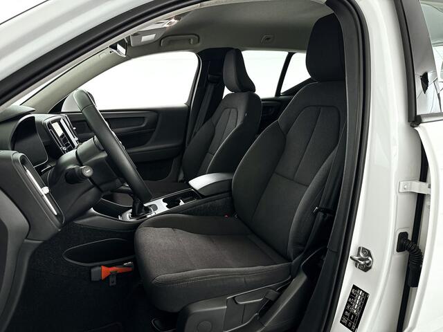 Volvo XC40 T2 Momentum Core | Park assist | Cruise control | Navigatie | Trekhaak