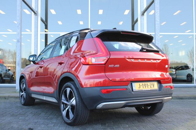 Volvo XC40 Recharge P8 AWD R-Design | Verw. Stoel & Stuurwiel | Schuif/kanteldak | Adapt. Cruise | Warmtepomp | BLIS | Camera |