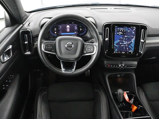 Volvo XC40 Recharge P8 AWD R-Design | SOH 90.6% | Leder/Alcantara | Stoelverwarming | Harman/Kardon | Adaptive cruise | Side Assist | Carplay | Stuurverwarming | Navigatie | Full LED | Camera