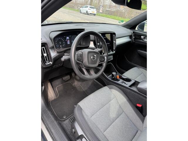 Volvo XC40 1.5 T4 Recharge Inscription Expression | Plug-in Hybrid (PHEV) | Trekhaak | Achteruitrijcamera | Harman Kardon Audio | Keyless Entry | Elektrische Achterklep