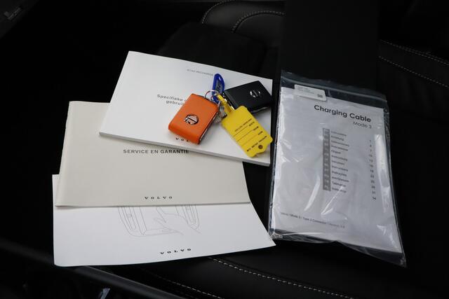 Volvo XC40 1.5 T4 Recharge R-Design NL-Auto!! Harman Kardon I Panoramadak I Mem.Seats