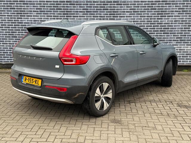 Volvo XC40 1.5 T4 Plug-in Hybrid Plus Bright | PHEV | Lederen Bekleding | Navigatie | Apple Carplay | Android Auto | Achteruitrijcamera | Elektrisch Verstelbare Voorstoelen | Stoelverwarming | Keyless Entry | BLIS | Cruise Control Adaptief