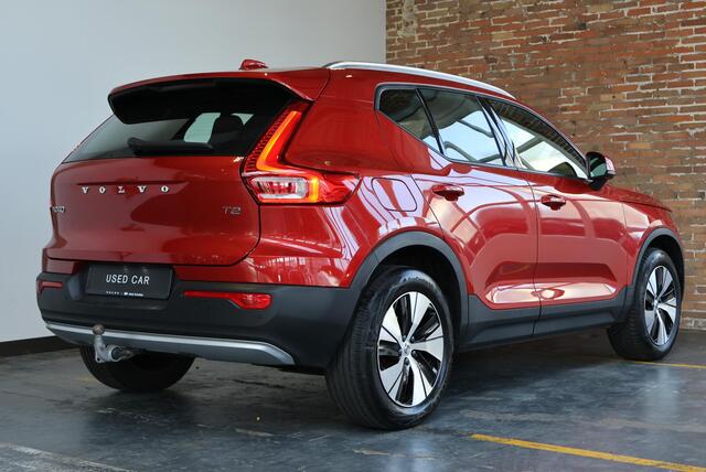 Volvo XC40 T2 Business Pro | Semi-Electrische Wegklapbare trekhaak | Adaptive Cruise Control | 1ste eigenaar | Dealeronderhouden | Parkeerverwarming | BLIS | Parkeersensoren voor + achter | Parkeercamera | Stoelverwarming | Volvo on Call | Comfortstoelen | 18'' Lich