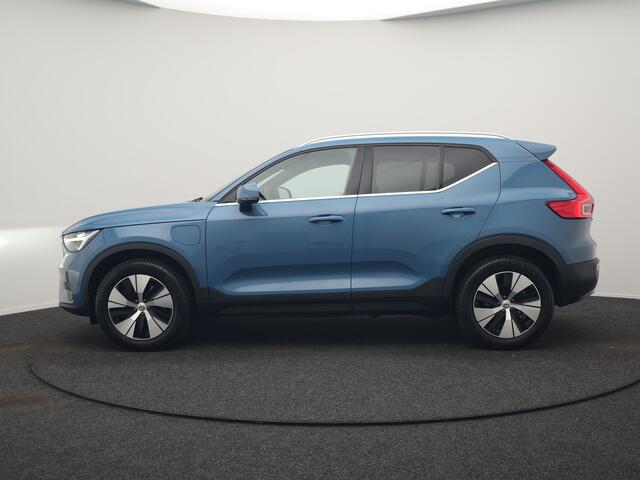 Volvo XC40 Volvo XC40 T4 Ultimate Bright PHEV 211pk Dealer O.H. | Adaptive Cruise | 360 Camera | Harman / Kardon | Alcantara Sportstoelen Memory | Apple Carplay | Stuur Verwarmd | Blis | Keyless | Navigatie | DAB | Plug In Hybrid |