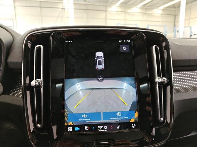 Volvo XC40 Recharge Pro 1e Eigenaar | Dealer Onderh | BTW | NAP | SOH91% | Pano | Trekhaak | 360 Cam | Elek Stoel + Memory | Winter Pack | Sfeer | H&K | Warmtepomp | 1 Kabel | Elek Klep | ACC | Full Led |