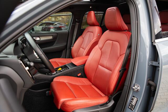 Volvo XC40 2.0 T4 Inscription , Panoramadak, Trekhaak, Adap. cruise,