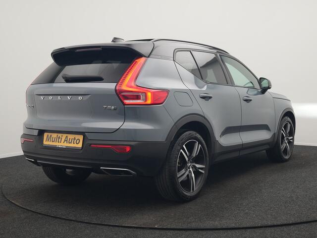 Volvo XC40 T4 Recharge R-Design PHEV 211pk Dealer O.H. | Panodak | Adaptive Cruise | Camera | Harman / Kardon | Alcantara Sportstoelen Memory & Verwarmd | Keyless | Blis | Stuur Verwarmd | Apple Carplay | 19"L.M | Plug In Hybrid |