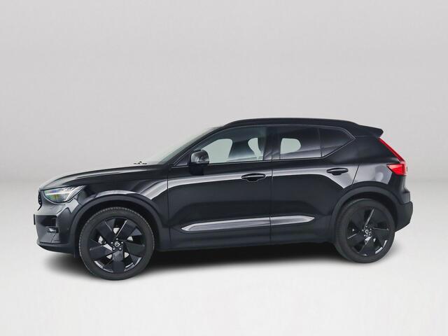Volvo XC40 B4 Plus Black Edition | Panoramadak | 360° camera | Harman Kardon | Stoel- en Stuurverwarming | Trekhaak