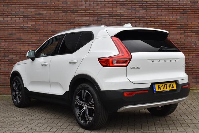Volvo XC40 T3 163PK Automaat Business Pro | Trekhaak | 19'' | Audio & Park Assist Pack | Climate Pack |