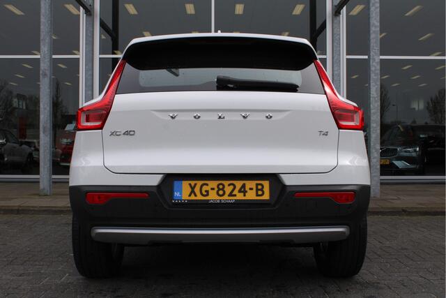 Volvo XC40 T4 Automaat Momentum | Adapt. Cruise | Blis | Verw. Voorstoelen & Stuurwiel | Leder | Camera | DAB |