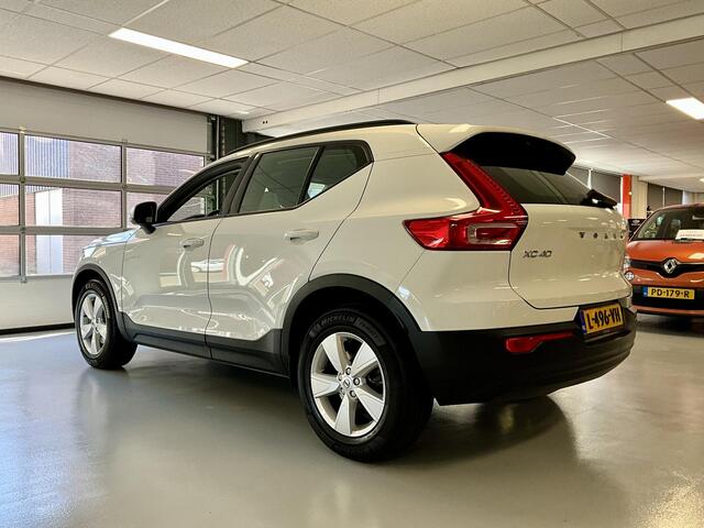 Volvo XC40 1.5 T2 Momentum Core ** RIJKLAARPRIJS **