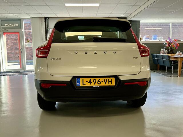 Volvo XC40 1.5 T2 Momentum Core ** RIJKLAARPRIJS **