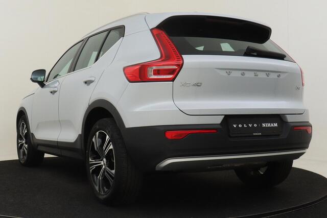 Volvo XC40 B4 (M-HYBRID) INSCRIPTION -LEDER|CAMERA|KEYLESS|BLIS|CLIMATE|VERW.VOORRUIT|19"