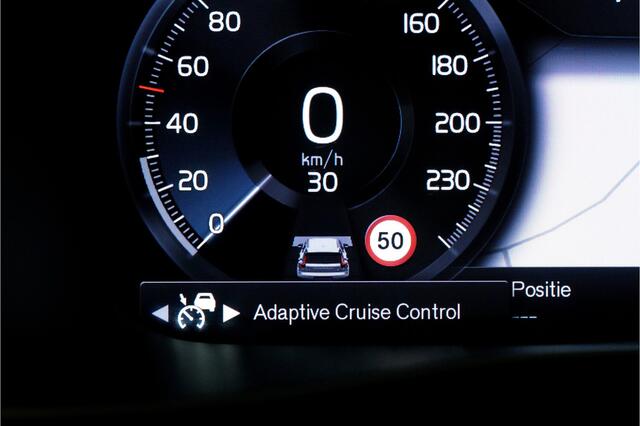 Volvo XC40 1.5 T5 Plug-in Hybrid 193kW/262pk DCT7 R-Design PANORAMADAK + LEER + ADAPT.CRUISE + PILOT ASSIST + NAVI SENSUS + BLIS + LANE ASSIST + PARKEERKLIMAAT + ACHTERUITRIJCAMERA + KEYLESS ENTRY&GO + PARKSENSOREN V&A + 19" LM-VELGEN!!