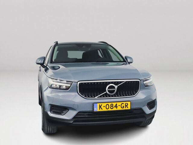 Volvo XC40 T2 Momentum Core | Parkeercamera | Stoel- en Stuurverwarming | Cruise control