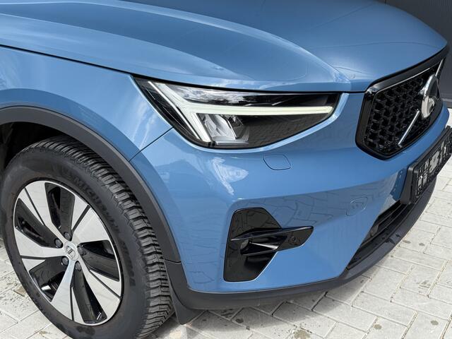 Volvo XC40 1.5 T4 Plug-in hybrid Plus Dark | 360 Camera | Trekhaak