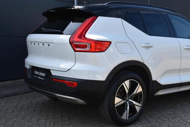 Volvo XC40 T4 Recharge R-Design | Verwarmbare voorstoelen en stuurwiel | Adaptieve cruise control | Achteruitrijcamera | Keyless | Elektrische voorstoelen | Elektrische achterklep |