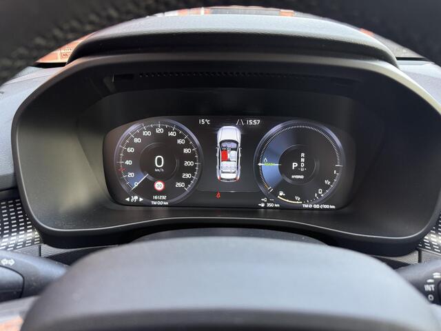 Volvo XC40 1.5 T4 Recharge R-Design |Camera|19" Velg.|Trekhaak|