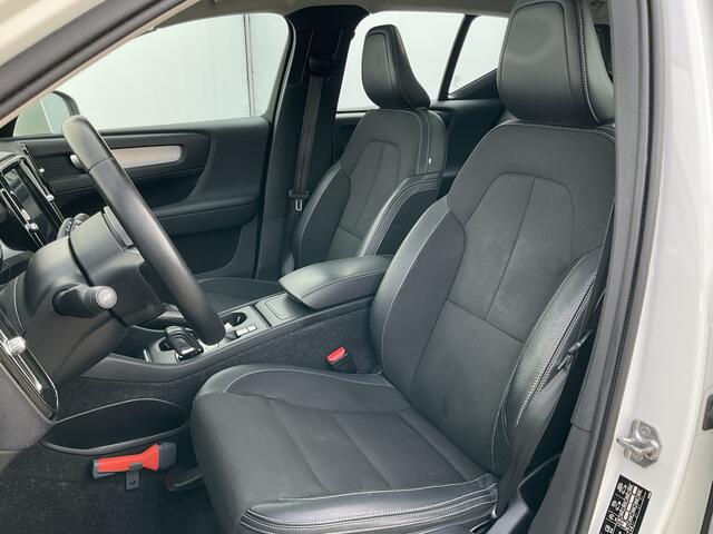 Volvo XC40 1.5 T3 Momentum Pro Panoramadak Hoge zit Trekhaak(tegen meerprijs)