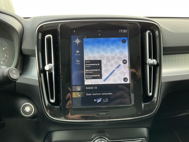 Volvo XC40 1.5 T3 Momentum Pro Panoramadak Hoge zit Trekhaak(tegen meerprijs)