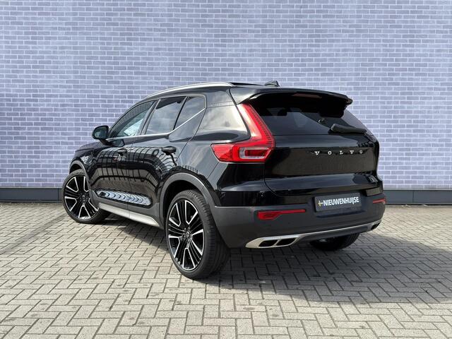 Volvo XC40 Plug-in Hybrid T5 Inscription | Panoramadak | Harman Kardon audio | Lederen bekleding | 21" velgen | Elektrische stoelverstelling | Stoelverwarming voor + achter | Keyless | Actieve LED koplampen | Getint glas | Stuurverwarming |