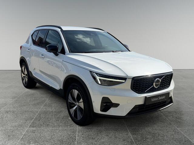 Volvo XC40 1.5 T4 Plug-in hybrid Plus Dark l Trekhaak l Full LED l All-Season