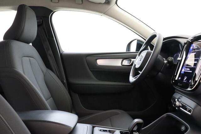 Volvo XC40 T2 AUT. MOMENTUM BUSINESS -ADAP.CRUISE|CARPLAY|KEYLESS|NAVI|LED|TREKHAAK|18"