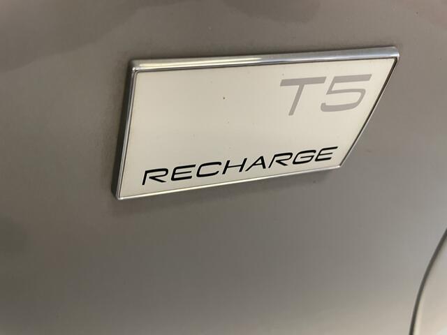 Volvo XC40 1.5 T5 262pk Recharge Inscription Leer/ Sunroof/ Stoelverw