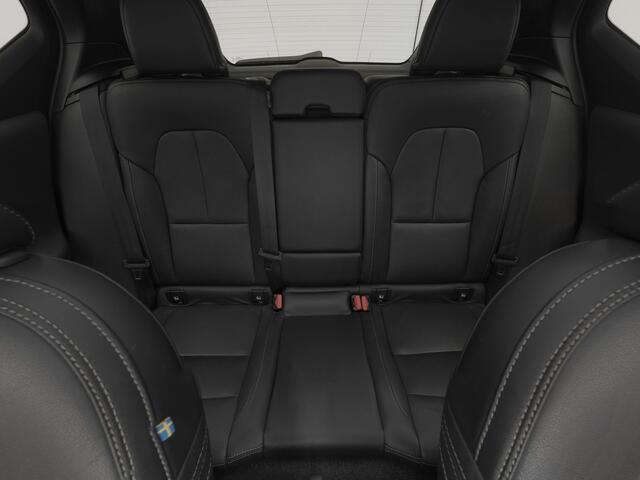 Volvo XC40 Recharge P8 AWD R-Design | PANO | ADAPTIVE | KEYLESS | TREKHAAK