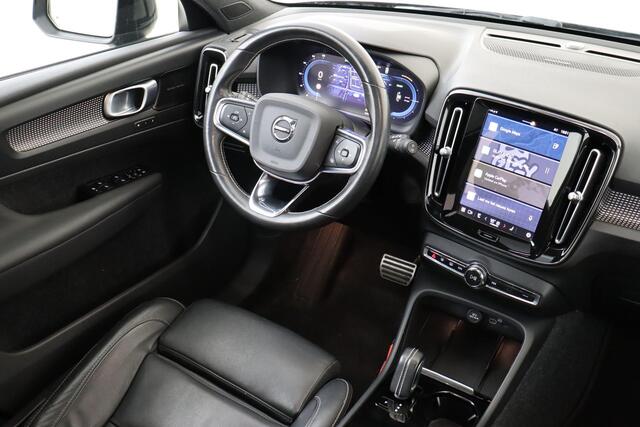 Volvo XC40 RECHARGE P8 AWD R-DESIGN -PANO.DAK|HARMAN/KARDON|360°CAM|ADAP.LED|WARMTEPOMP|LEDER|ADAP.CRUISE|VERW.VOORRUIT|20"